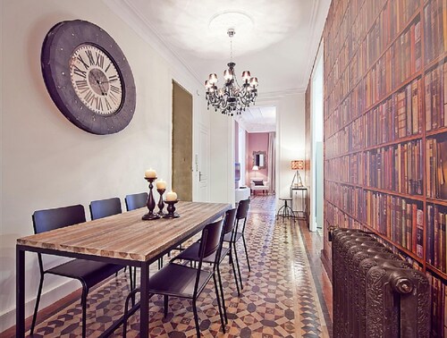 Belvilla by OYO Ramblas Luxury Apartment