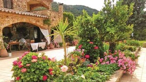 Garden - Pretty Villa With Sun Loungers (Calonge)