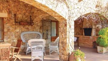 Villa | Balcony