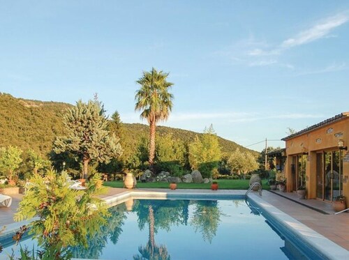 Villa With Private Pool and Garden in Calonge