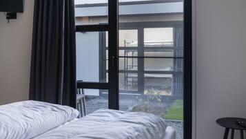 House | 3 bedrooms, individually furnished, bed sheets