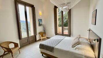 Apartemen | 2 kamar tidur dan dilengkapi dengan perabotan berbeda-beda