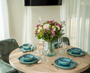 House | Dining