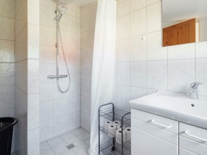 Bathroom - 8 Person Holiday Home in Gilleleje (Gilleleje)