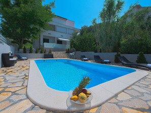 Pool - Cosy Apartment in Pag (Pag)