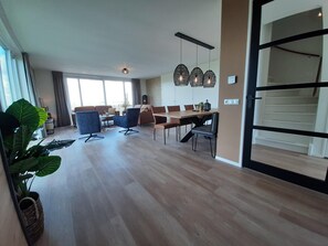 House | Ruang tamu