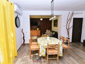 Dining - Bergwoning Emerald Droom (Opatija)