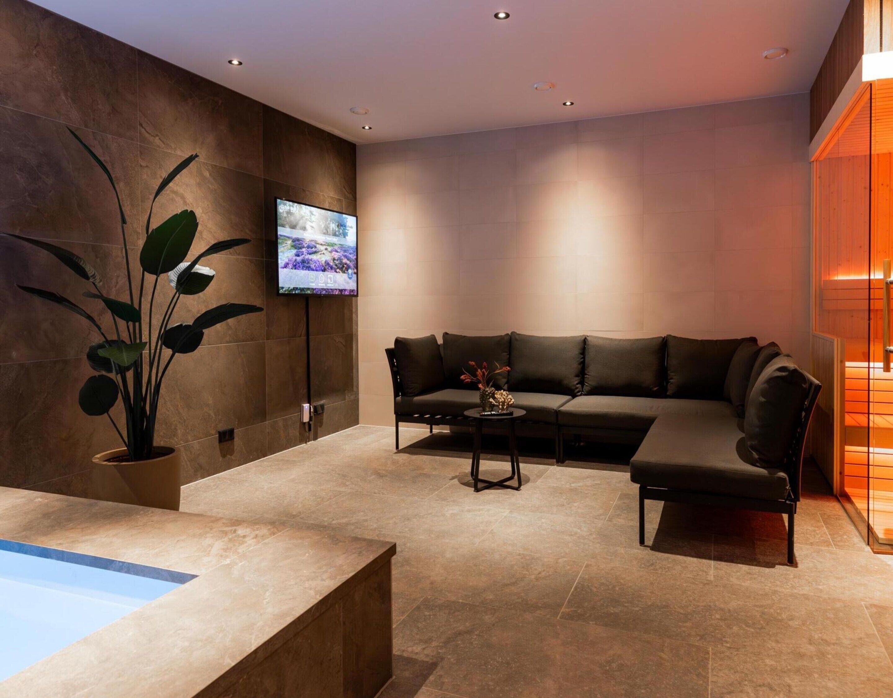 House | Spa treatment