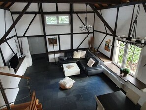 House | Bathroom