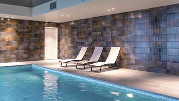 Apartment | Pool | Outdoor pool