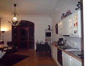 House | Private kitchen | Oven, electric kettle, toaster