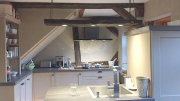 Apartment | Private kitchen | Oven, electric kettle, toaster