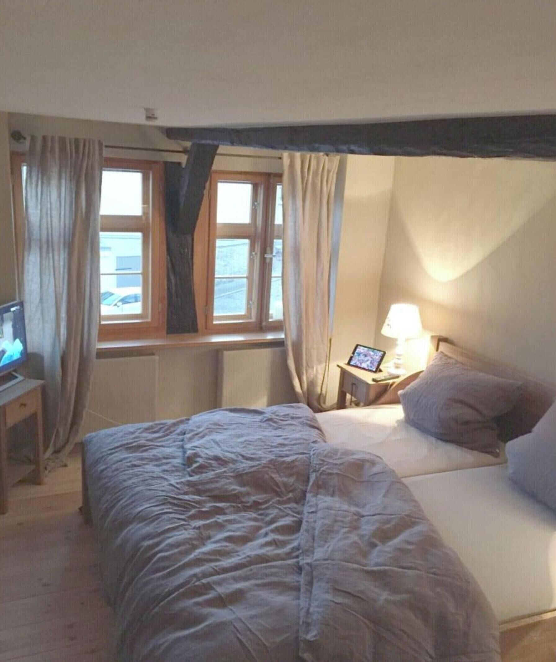 4 bedrooms, iron/ironing board