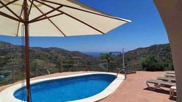 Innendørsbasseng og utendørsbasseng