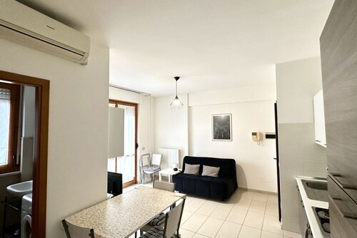 P028 - Porto Recanati, comfortable two-room apartment a few minutes from the bea