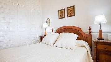 Chalet | 3 bedrooms, bed sheets