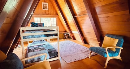 A-Frame Retreat I 34 Acres I Lake/Camping/Hot Tub
