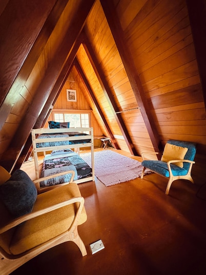 A-Frame Retreat I 34 Acres I Lake/Camping/Hot Tub