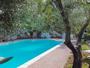 Hus | Pool | Inomhuspool och utomhuspool