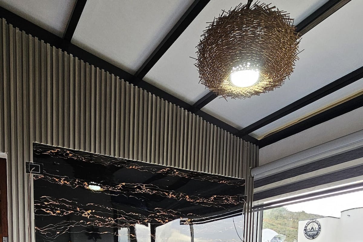 Cabane Familiale, vue montagne