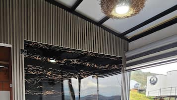 Family Cabin, Mountain View | 2 bilik tidur, dilengkapkan perabot secara berasingan