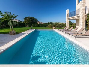 Piscina externa