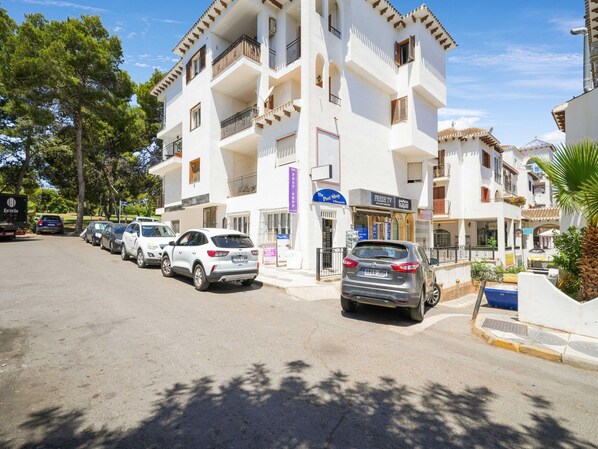 House | Exterior - Belvilla by OYO La Plaza de Villamartin (Orihuela)