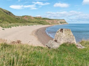 Apartment | View from property - Sea Breeze Apartment in Skinningrove (Saltburn-by-the-Sea)