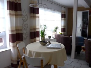 Dining - Holiday Apartment in the Odenwald (Wilhelmsfeld)