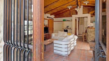 House | Living room