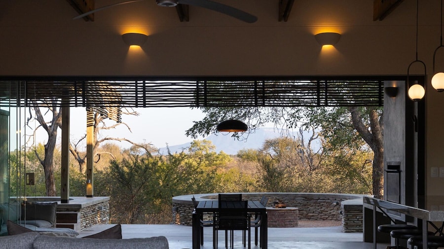 Villa in Hoedspruit With Hot Tub