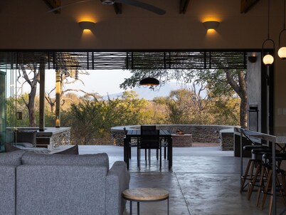Villa in Hoedspruit With Hot Tub