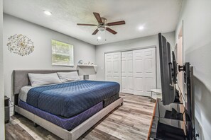 5 Schlafzimmer, Bügeleisen/Bügelbrett, WLAN, Bettwäsche