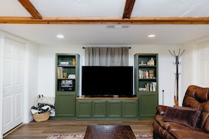 Smart TV, books