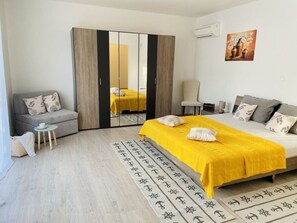 Apartment | 7 bedrooms, individually furnished, iron/ironing board - New White Villa, 60 m2, Pool (Vodnjan)