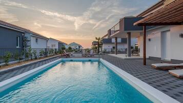 Villa | Piscine | Piscine couverte, piscine extérieure