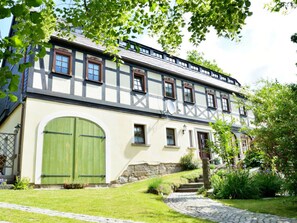 Exterior - Evening sun Modern Retreat (Cunewalde)