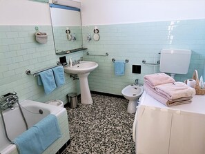 Ferienhaus | Badezimmer