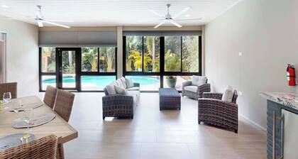 Spacious home w/ pool & sauna