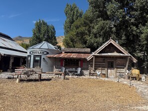 Exterior - Best Mountain View in Utah. Rustic ranch setting.  (Provo)