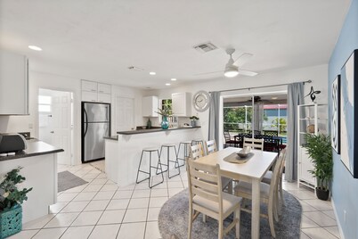 Superb Holiday Villa w/pool in Bonita Springs