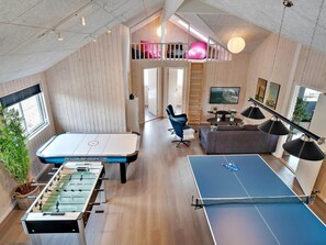 House | Games room