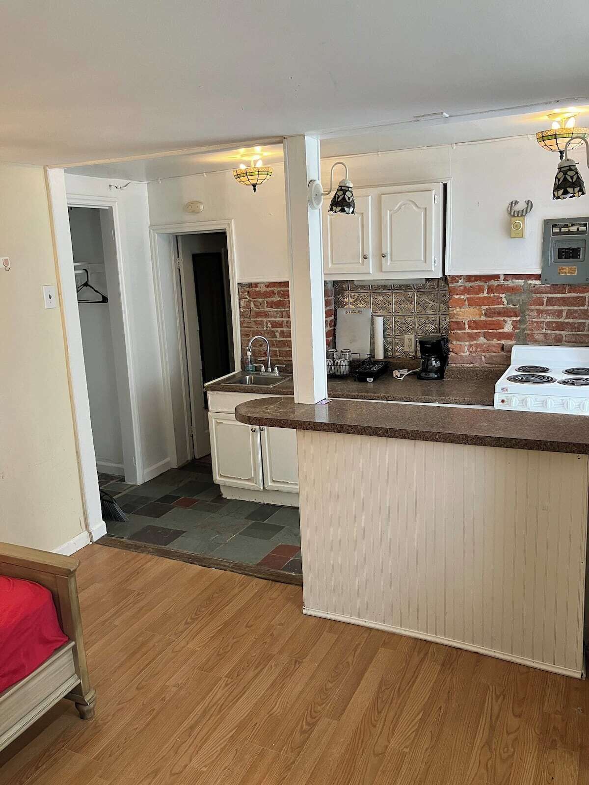 Studio apartment in Downtown OC