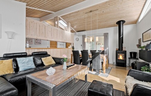 2 bedroom beautiful home in Esbjerg V