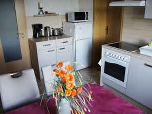Apartment | Private kitchen | Electric kettle, toaster