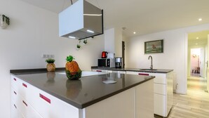 Fridge, microwave, oven, dishwasher - Le Parador by Interhome (La Grande Motte)