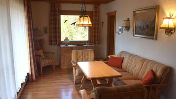 House | Tempat makan