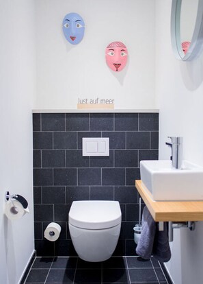 House | Bathroom
