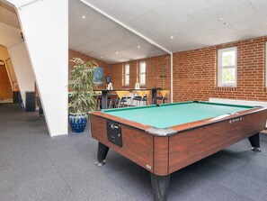 House | Game room - 14 Person Holiday Home on a Holiday Park in Blavand (Blavand)