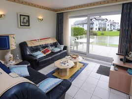 Apartment | Living room